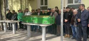 Kayıp olarak aranırken, arkadaşıyla kazada öldüğü ortaya çıkan Ümit, toprağa verildi