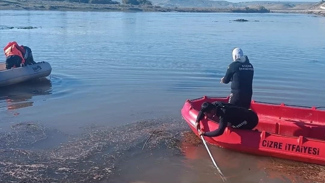 Kardeşiyle Dicle Nehri´ne atlayan Zelin´i arama çalışmalarında 8´inci gün