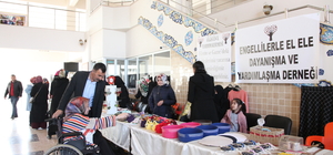 Ahlat'a engelliler ve aileleri, Gazze yararına kermes düzenledi