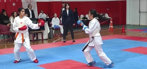 Giresun, Trabzon ve Ordulu sporcular Yağlıdere ilçesinde bir araya geldi