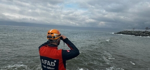 Rize'de dalgalara kapılan kadını arama çalışmalarında 9'uncu gün