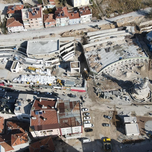Cihanbeyli'deki "meydan" projesinde sona gelindi