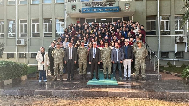 Gaziantep'te lise öğrencilerine Milli Savunma Üniversitesi tanıtıldı