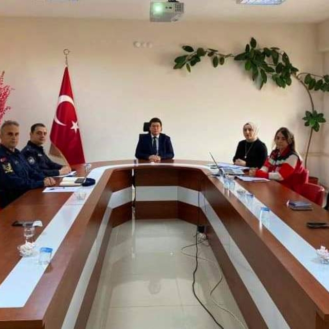 Yeşilyurt'ta Kadına Yönelik Şiddetle Mücadele Toplantısı düzenlendi