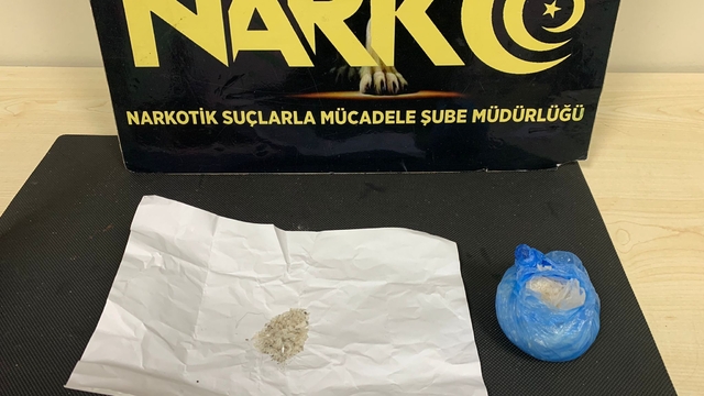 Düzce'de uyuşturucu operasyonunda yakalanan 2 şüpheli tutuklandı