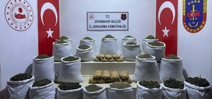Diyarbakır'da 915 kilogram esrar ele geçirildi