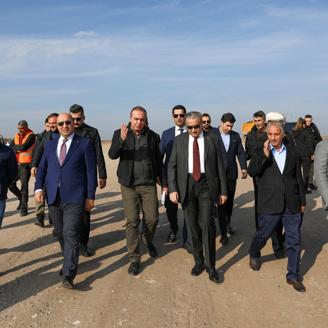 Diyarbakır Valisi Ali İhsan Su kentte devam çalışmaları denetledi