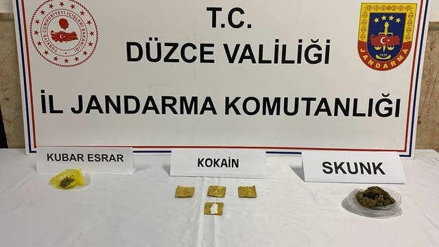 Düzce'de uyuşturucu ve kaçakçılıkla mücadele sürüyor