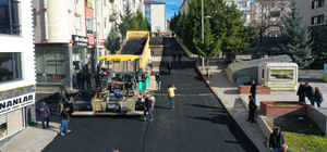 Akdağmadeni Belediyesi asfalt çalışmalarını sürdürüyor