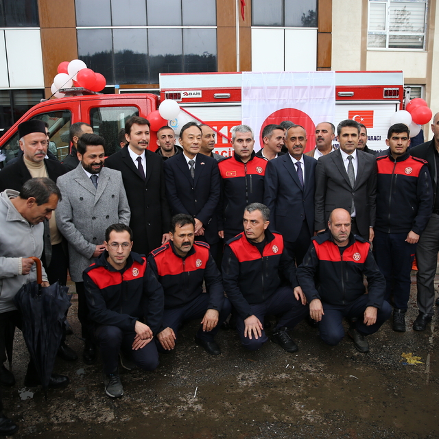 Japonya'dan Bingöl'e arama kurtarma aracı desteği
