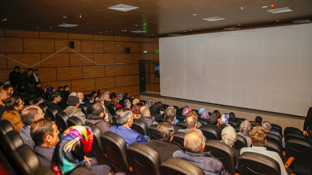 Bayburt'ta "Birkaç Mısraymış Meğer" filminin özel gösterimi yapıldı