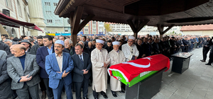 Yazar ve siyaset bilimci Mustafa Çalık Gümüşhane'de son yolculuğuna uğurlandı