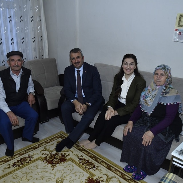 Edirne Valisi Sezer ziyaretlerini sürdürüyor