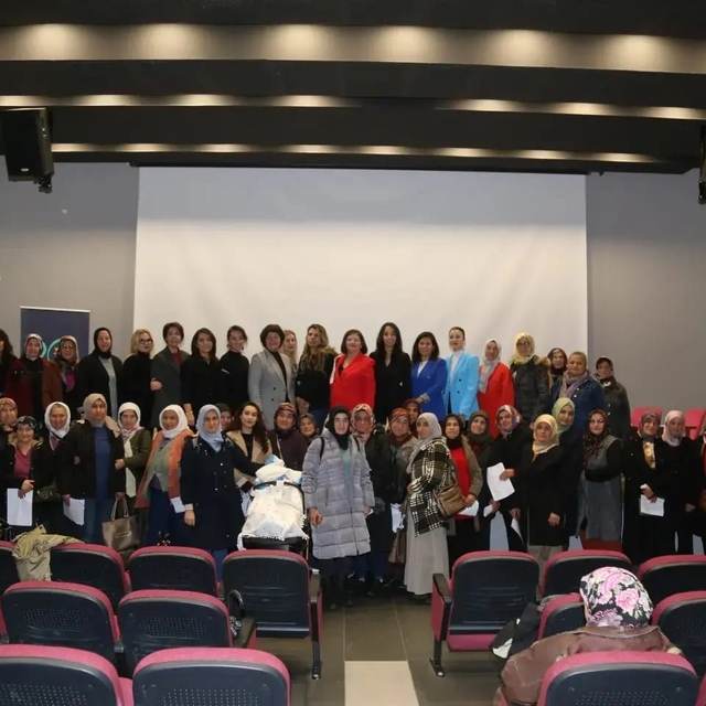 Denizli'de kadınlara aile ve çocuk sağlığı eğitimi verildi