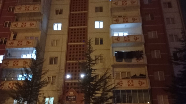 Kayseri'de 9'uncu kattan düşen Hayrunnisa, öldü