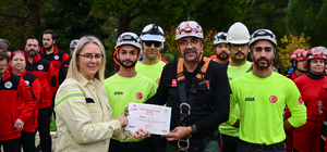 İzmir'de yangından hayvan kurtarma tatbikatı yapıldı