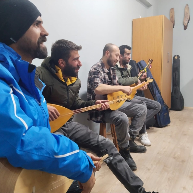 Arguvan'da bağlama ve piyano kursu açıldı