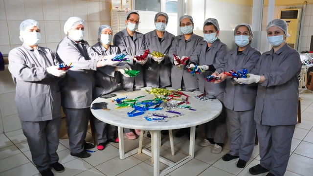 Manisa'da 4 yıl sonra festival heyecanı; 7 ton mesir macunu karılmaya başlandı