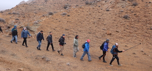 Iğdırlı dağcılar "11 Aralık Uluslararası Dünya Dağlar Günü"nü zirvede kutla...