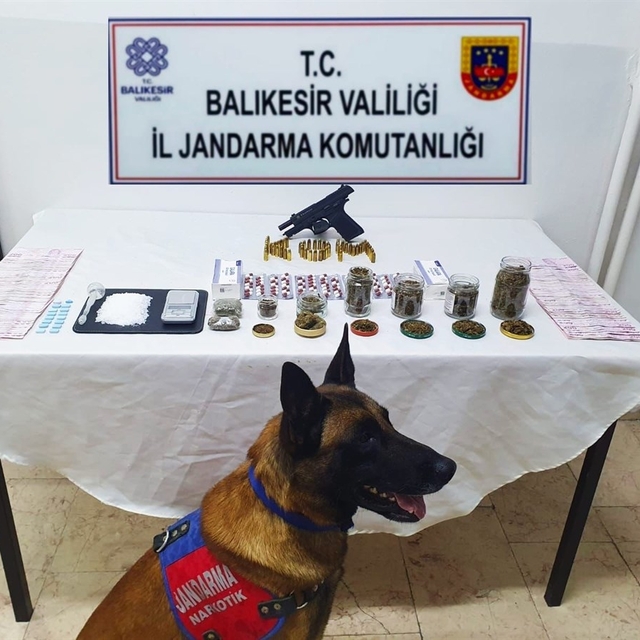 Balıkesir'de uyuşturucu operasyonu