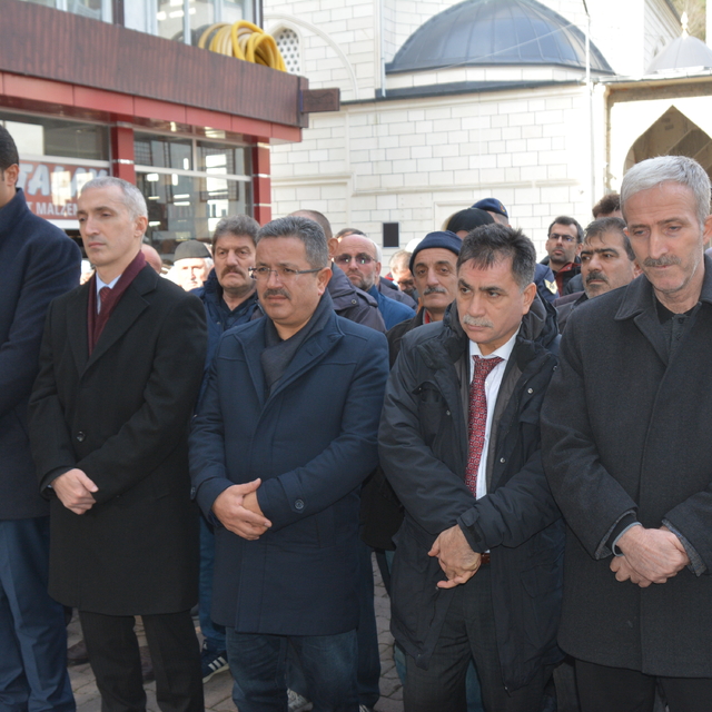 Yargıtay 10. Ceza Dairesi Üyesi Asanoğlu'nun babası son yolculuğuna uğurlan...