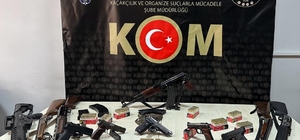 Ağrı merkezli yasa dışı silah ticareti operasyonunda 22 şüpheli yakalandı