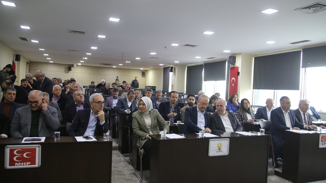 Adana Büyükşehir Belediyesi aralık ayı meclis toplantısının ikinci oturumu yapıldı