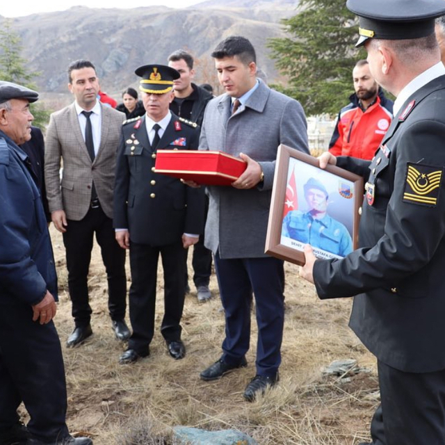 Mardin'de defnedilen Niğdeli şehit 55 yıl sonra baba ocağında toprağa veril...