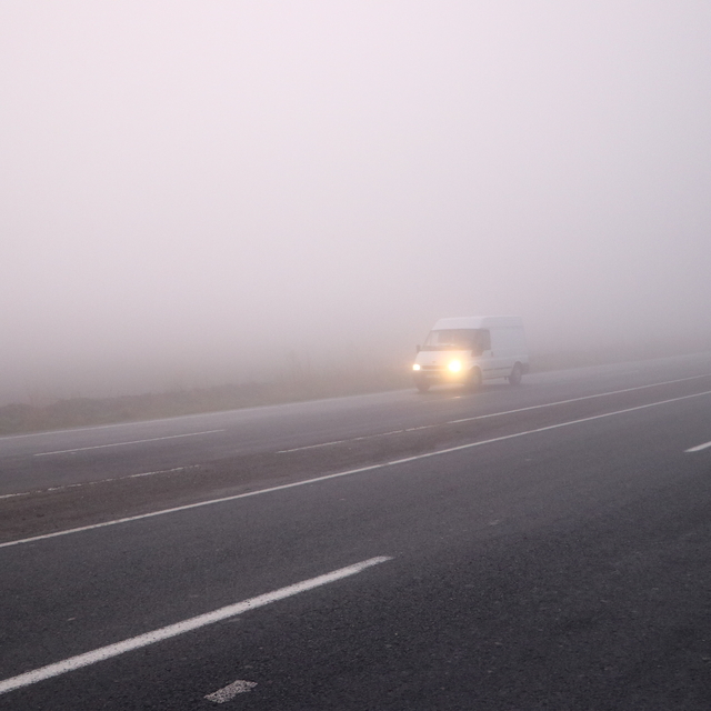 Tekirdağ'da sis görüş mesafesini 30 metreye kadar düşürdü