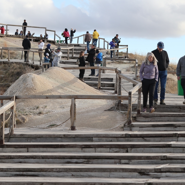 Kapadokya "Ejderha Yılı"na girmeye hazırlanan Çinli turistleri ağırlamaya h...