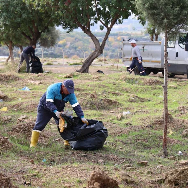 Toroslar'da mesire alanları temizlendi