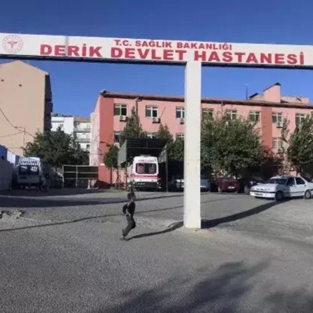 Evinde elektrik arızasını giderirken akıma kapılıp, öldü
