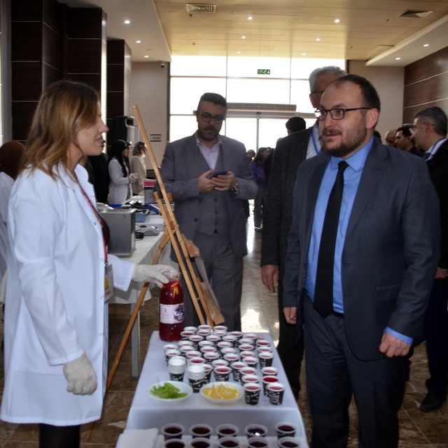 Muş Alparslan Üniversitesinde "1. Gıda Bilimi" etkinliği düzenlendi