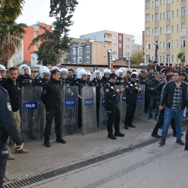 Silopi'de bir kişi Kur'an-ı Kerim'i yırttığı gerekçesiyle gözaltına alındı
