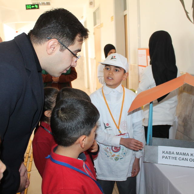 Gercüş'te "4006 TÜBİTAK Bilim Fuarı" düzenlendi