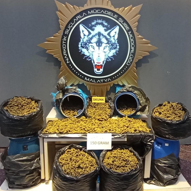 Malatya'da 54 kilo 150 gram skunk ele geçirildi