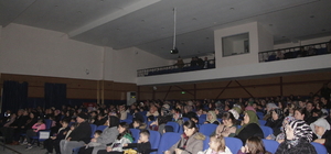 Pazaryeri'nde öğrenci ve velilere engellilerin karşılaştığı zorluklar sinema filmiyle anlatıldı