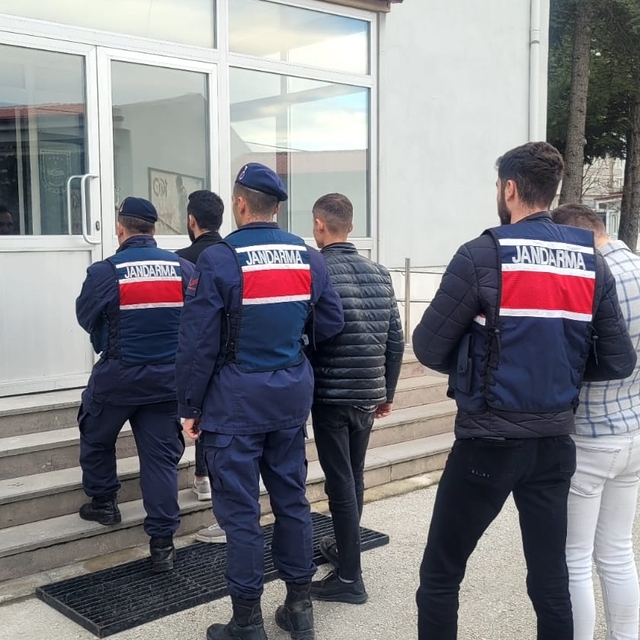 Afyonkarahisar'da uyuşturucu operasyonunda 6 şüpheli yakalandı