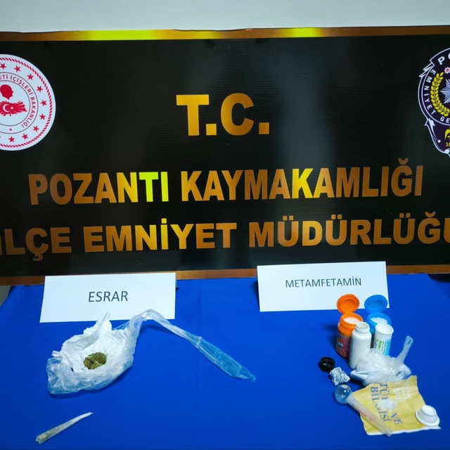 Adana'da araçlarında uyuşturucu bulunan 2 kişi tutuklandı