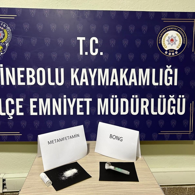 Kastamonu'da kaçak içki ve uyuşturucu operasyonlarında 3 zanlı yakalandı