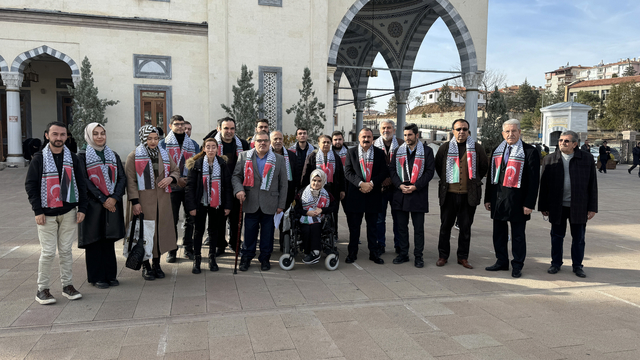 Kırıkkale'de AK Parti'li gençler ve engelliler İsrail'i protesto etti