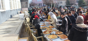 Çandır'da Filistinliler yararına kermes düzenlendi