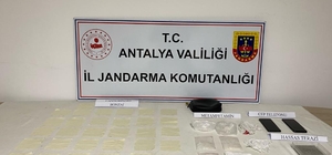 Antalya'da uyuşturucu operasyonunda 3 şüpheli yakalandı