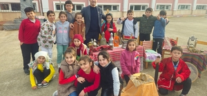 Türkiye'nin otomobili Togg öğrencilere tanıtıldı