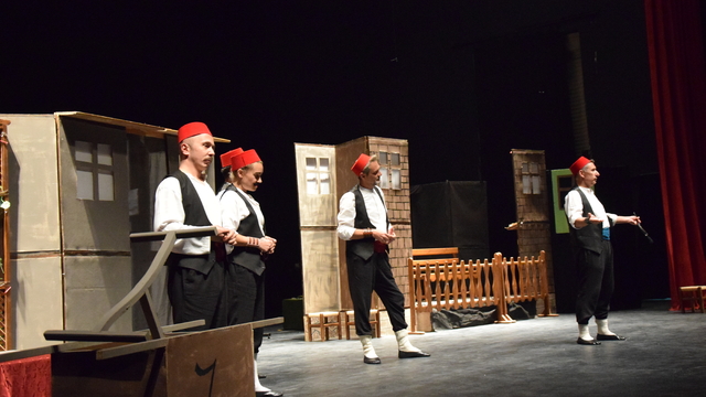 Bilecik'te öğretmenler tiyatro oyunu sahneledi