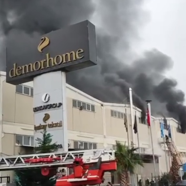 Bursa´da tekstil fabrikasında yangın