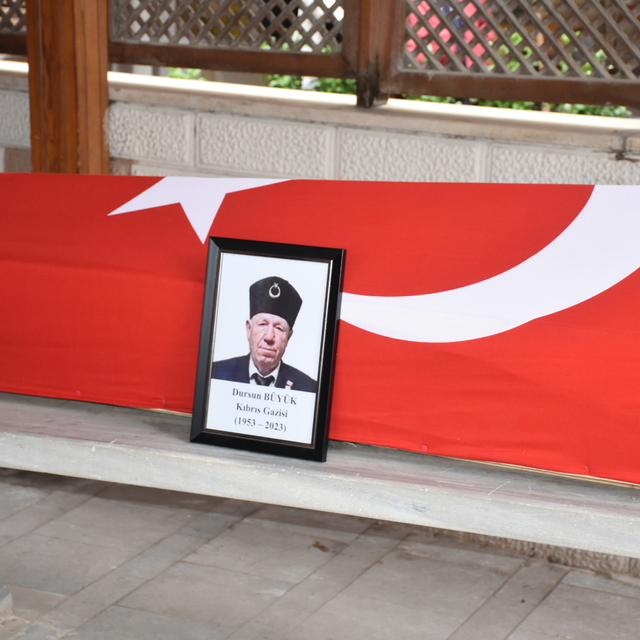 Kıbrıs gazisi Tekirdağ'da son yolculuğuna uğurlandı