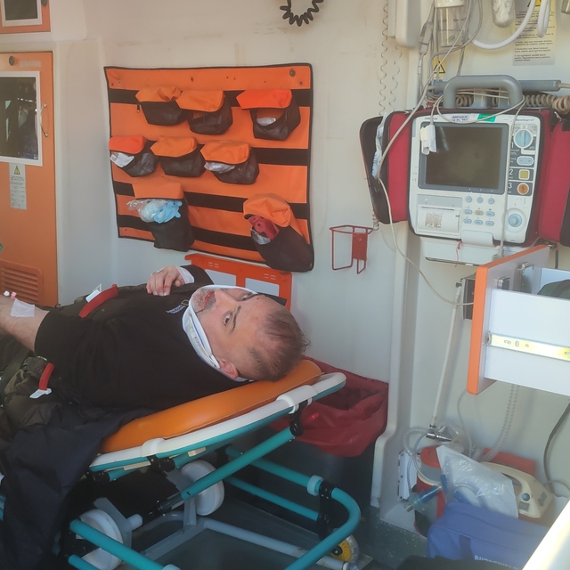 Bursa'da park halindeki tıra arkadan çarpan sürücü yaralandı