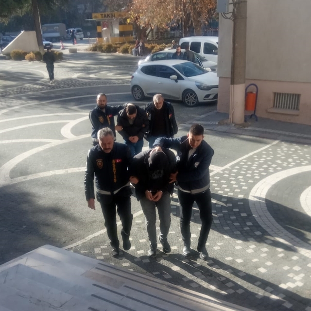 Konya'da 8 bin 835 litre kaçak akaryakıt ele geçirildi