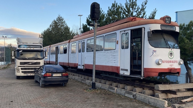 KBÜ'deki tramvay Eskipazar MYO'ya taşındı